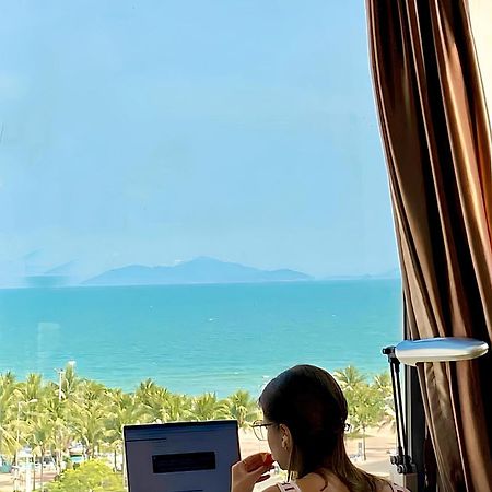 Connect Hotel Da Nang Buitenkant foto