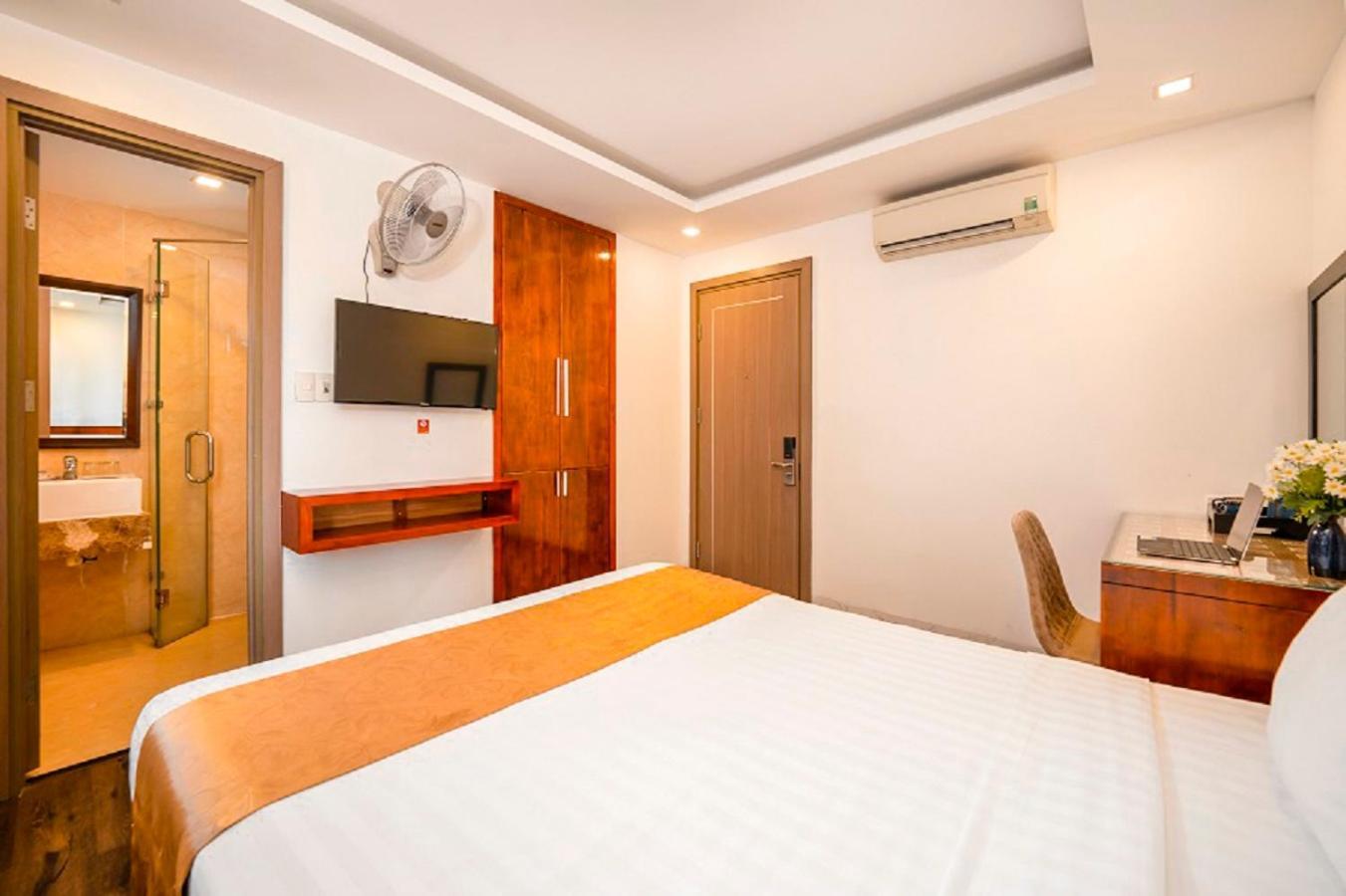Connect Hotel Da Nang Buitenkant foto
