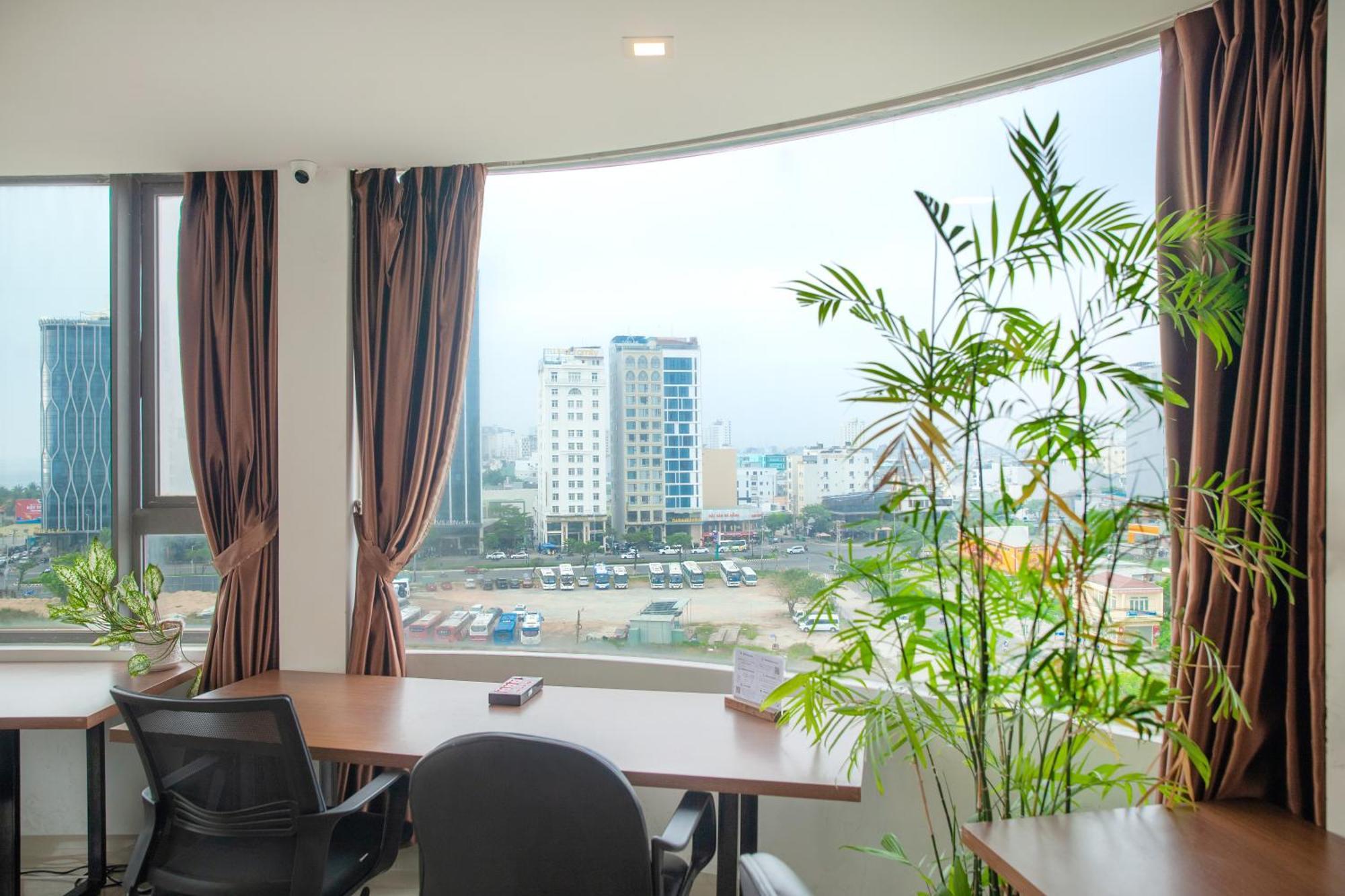 Connect Hotel Da Nang Buitenkant foto