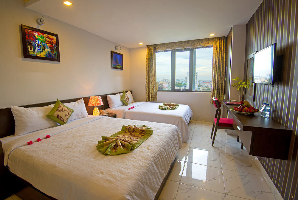 Connect Hotel Da Nang Buitenkant foto